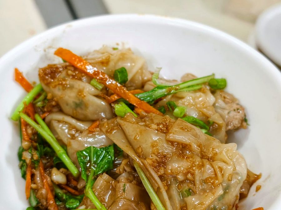 Steam Wonton with Burnt Garlic